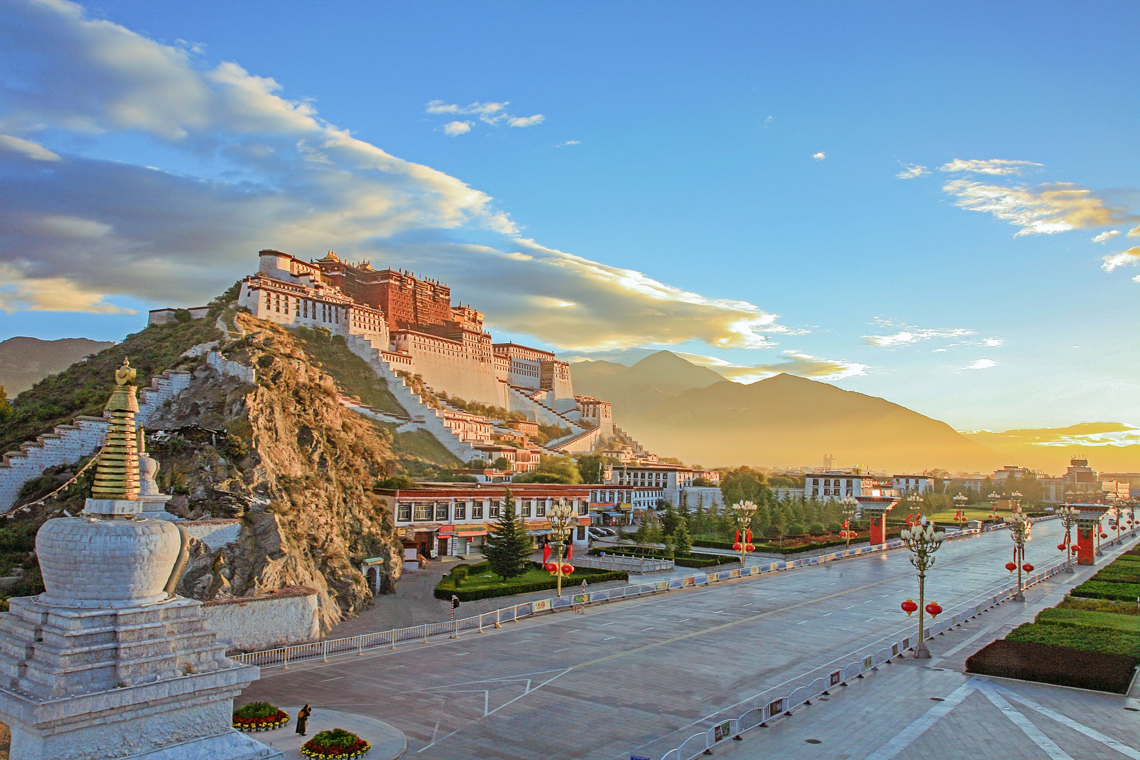 Lhasa | Pelago