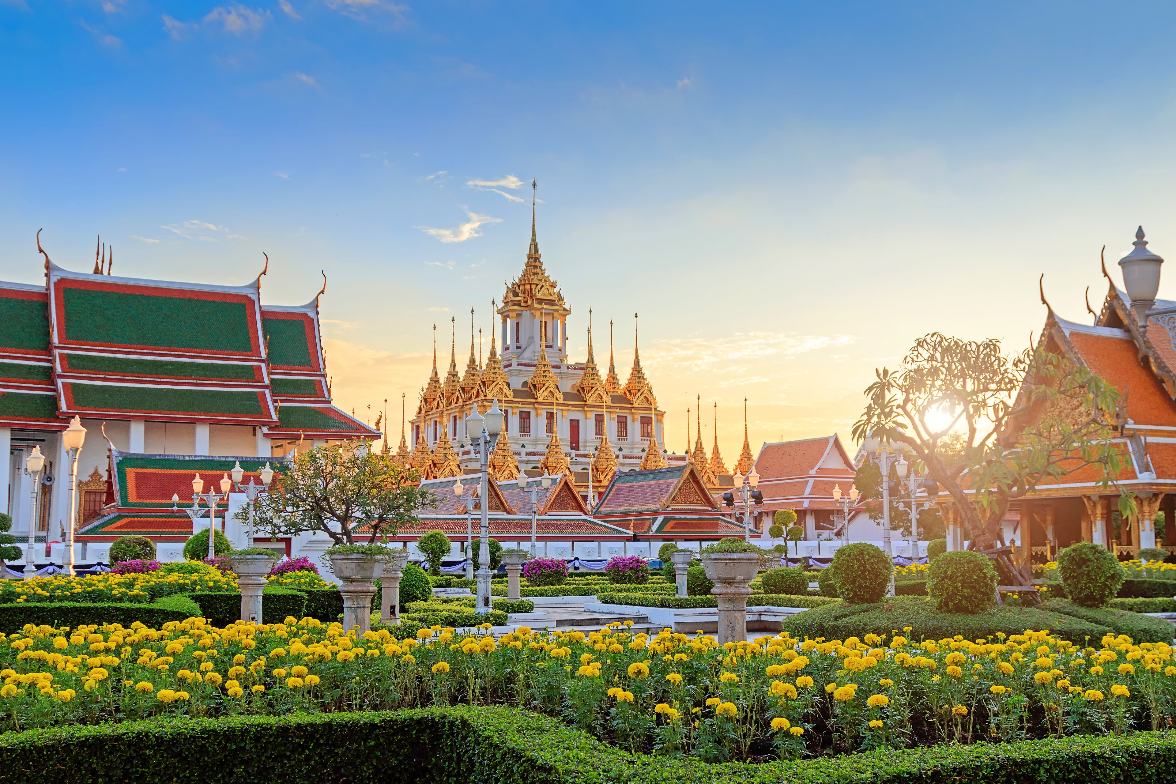 wat-ratchanatdaram-bangkok