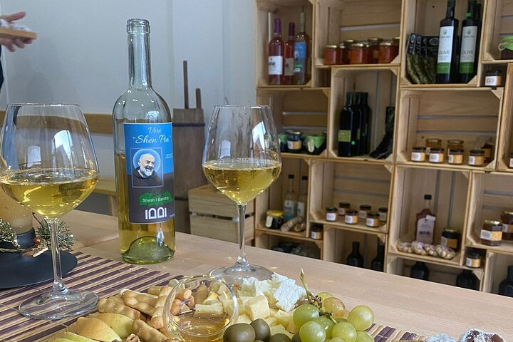 BERAT'S LOCAL PRODUCTS TASTING by 1001 Albanian Adventures - Photo 1 of 21