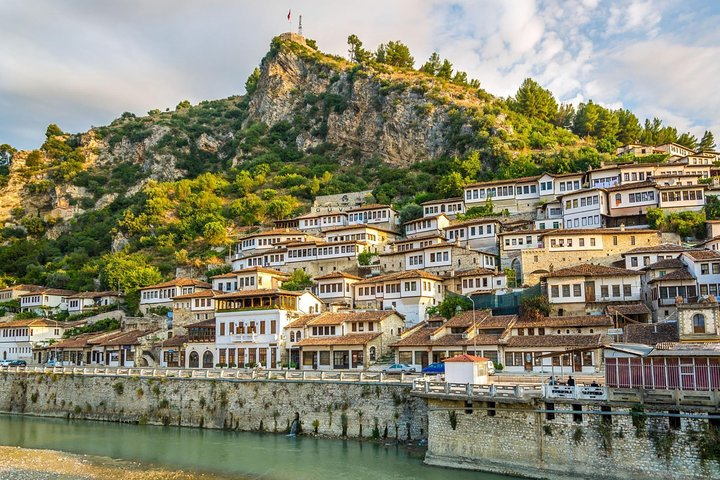 BERAT (UNESCO) - From Tirana - Photo 1 of 16