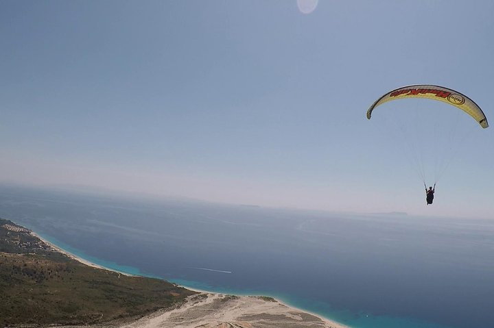 Tandem paragliding Albania (Llogara) - Photo 1 of 4