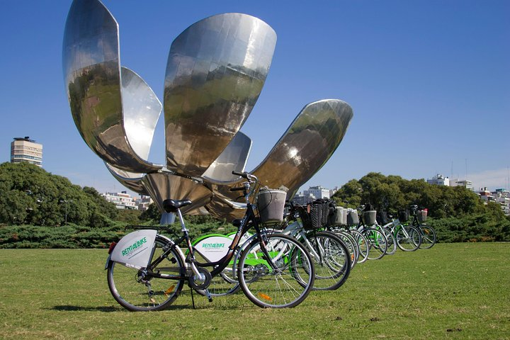 Our bikes by the Floralis Generica