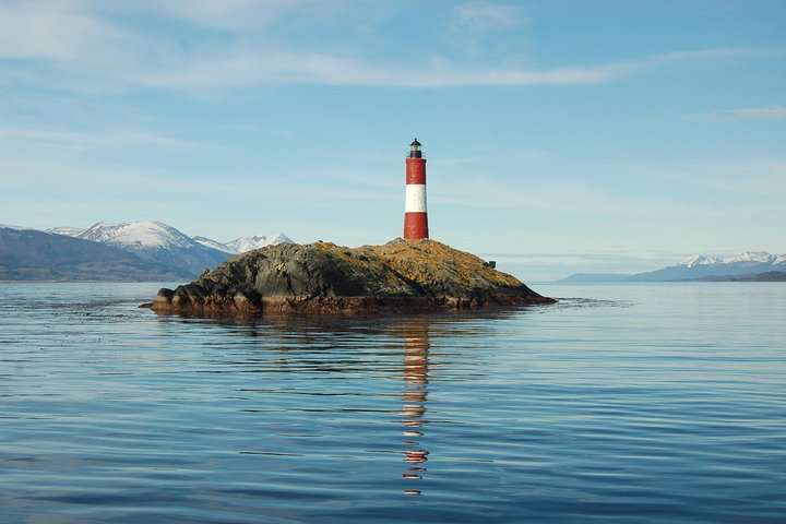 "Les Eclaireurs" Lighthouse 