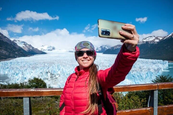 El Calafate Private Day Trip from Buenos Aires with optional Airfare - Photo 1 of 14