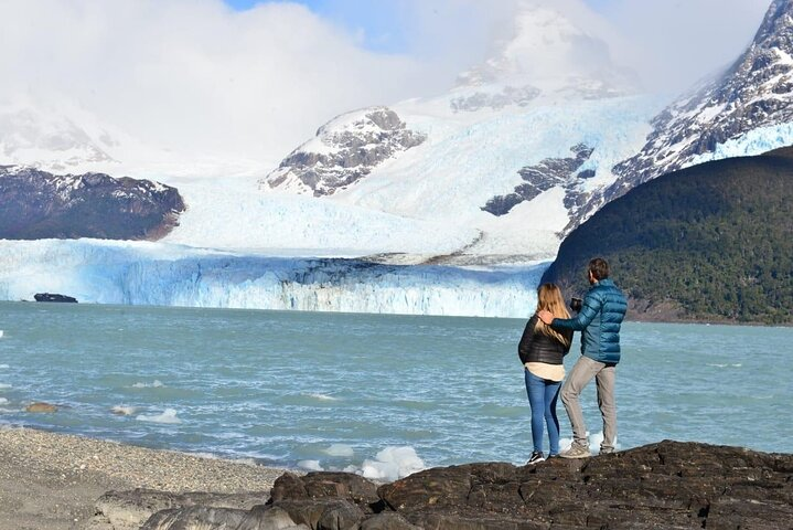 Full Day Navigation through the Glaciers - Photo 1 of 6