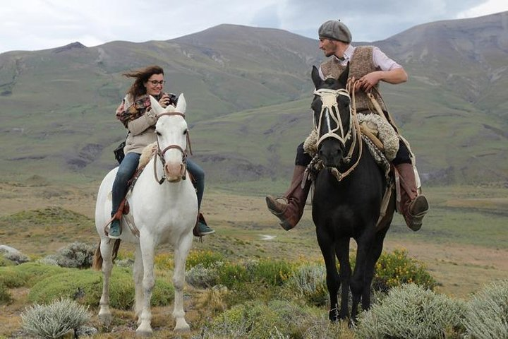 Horseback riding in Calafate - Photo 1 of 8