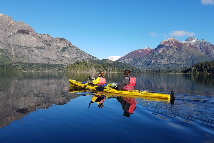 Private tour: full day kayak to Moreno lake - Photo 1 of 7