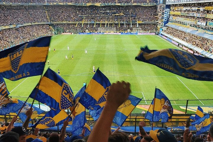 Tickets for a Boca Juniors match at La Bombonera - Photo 1 of 7