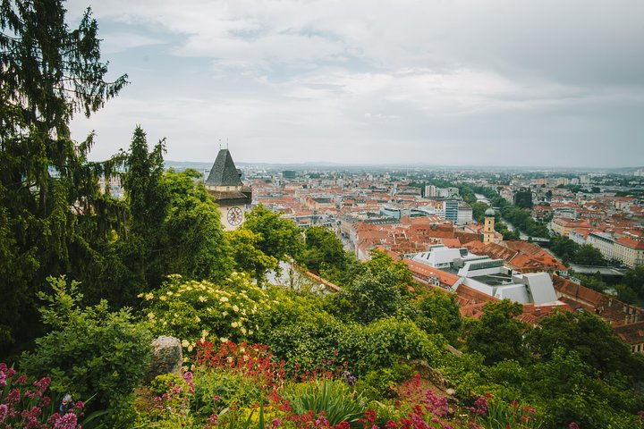  Explore Graz in 1 hour with a Local - Photo 1 of 6