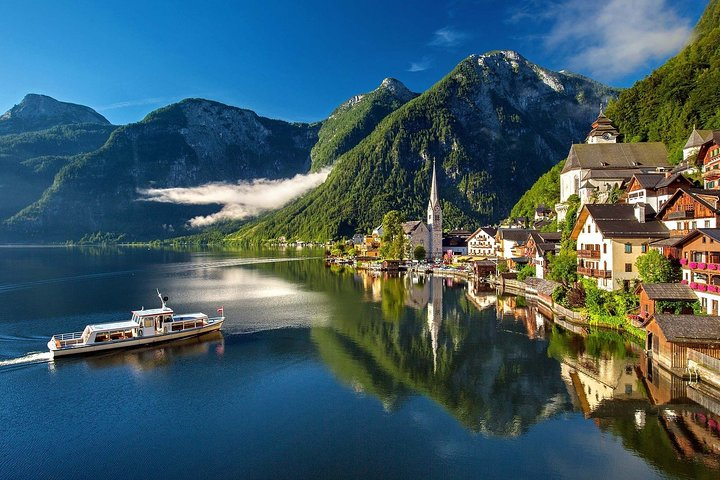 Hallstatt Private Walk Tour With A Professional Guide - Photo 1 of 12