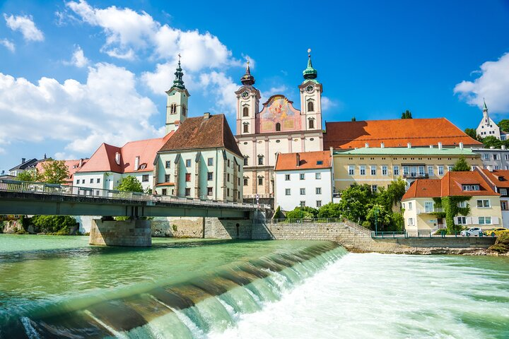 Linz Old Town Private Walking Tour and Cruise - Photo 1 of 7