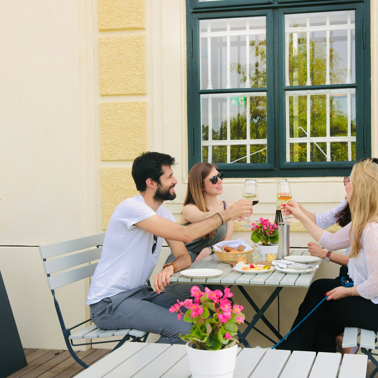 Lunch + Admission to Schönbrunn Palace - Photo 1 of 3