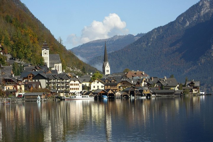 Private tour of Hallstatt and Salzburg through beautiful Alps - Photo 1 of 5