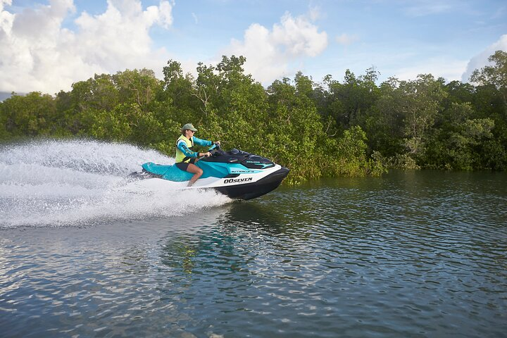 75-minute Die Another Day Jet Skiing in Darwin - Photo 1 of 13