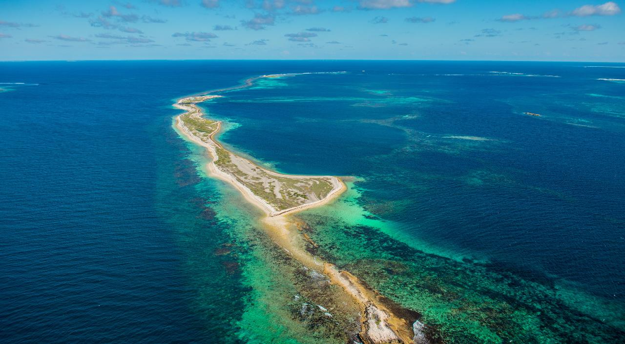 Abrolhos Islands Flyover From Geraldton - Photo 1 of 4