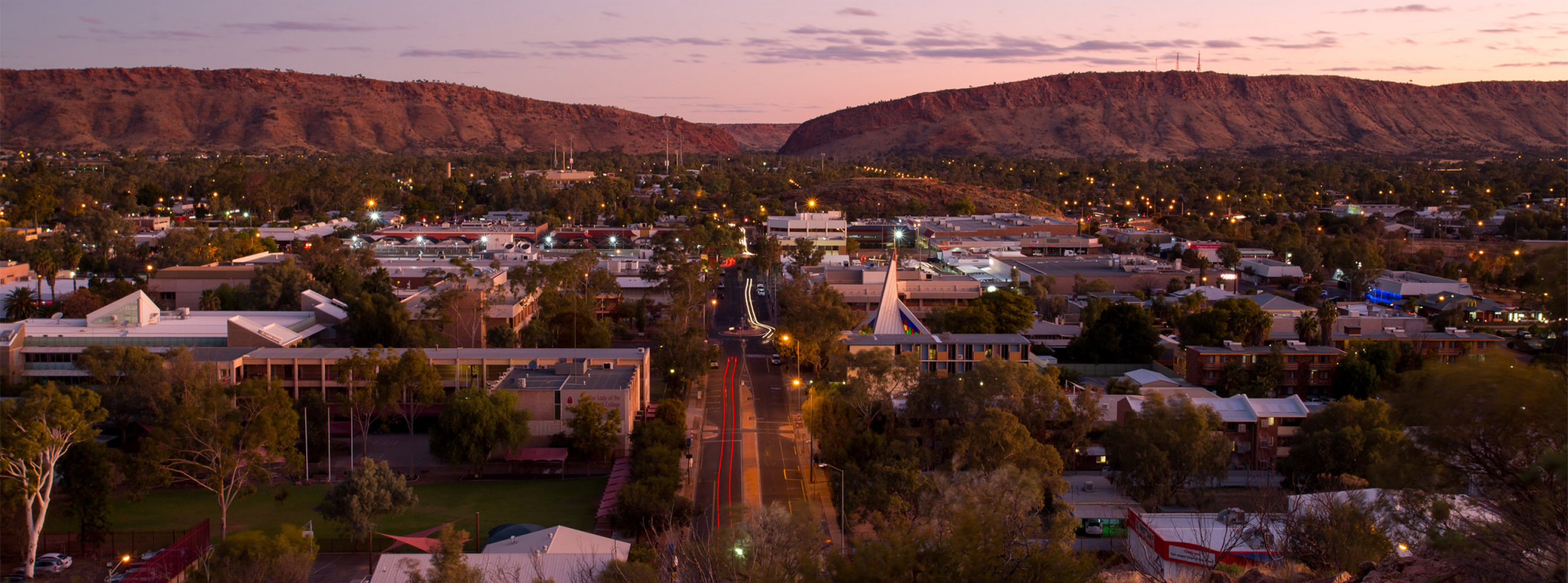 Alice Springs Reptile Centre and City Tour - Photo 1 of 6