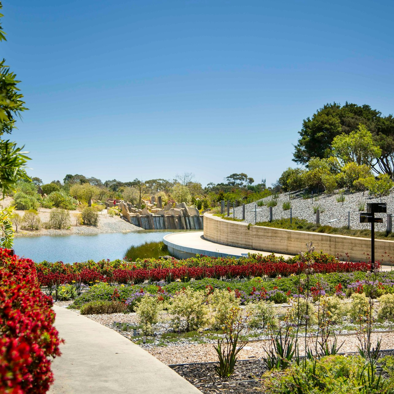 Cranbourne: The Explorer Gardens Bus Tour - Photo 1 of 5