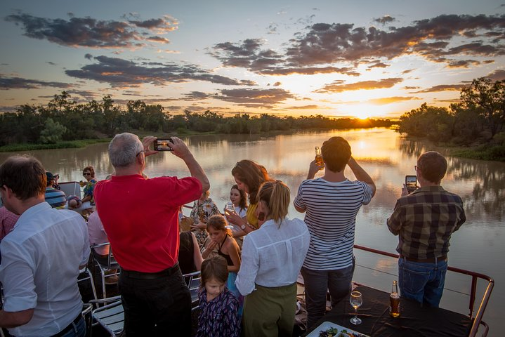 Photos at Sunset Bend, Drover's Sunset Cruise