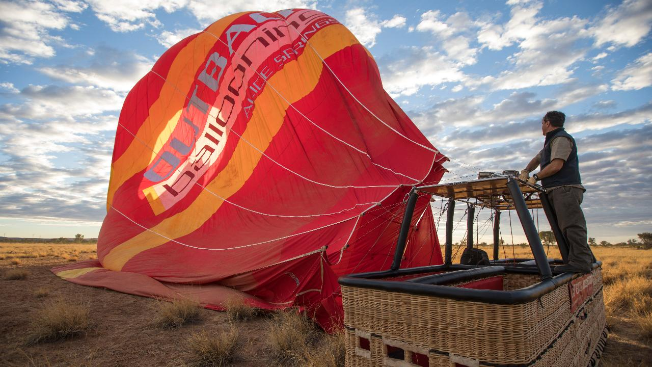 Early Morning Hot Air Balloon Flight : 30 Minutes - Photo 1 of 11