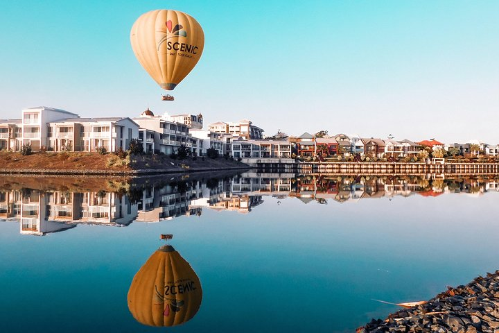 Gold Coast Hot Air Balloon with 5 Star Champagne Buffet Breakfast - Photo 1 of 17