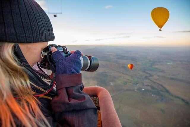 hot-air-balloon-flight-brisbane-with-vineyard-breakfast_1