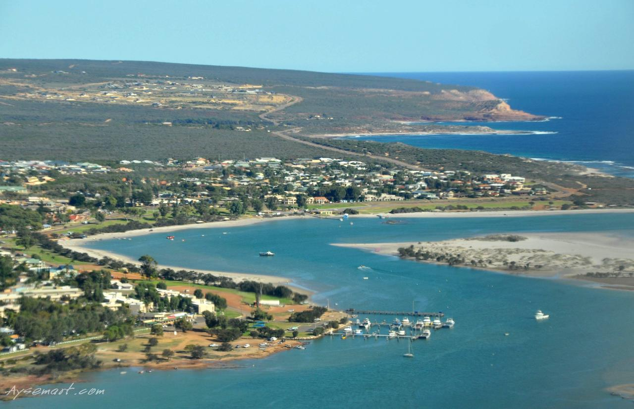 Kalbarri & Coastal Cliffs Flight - Photo 1 of 3