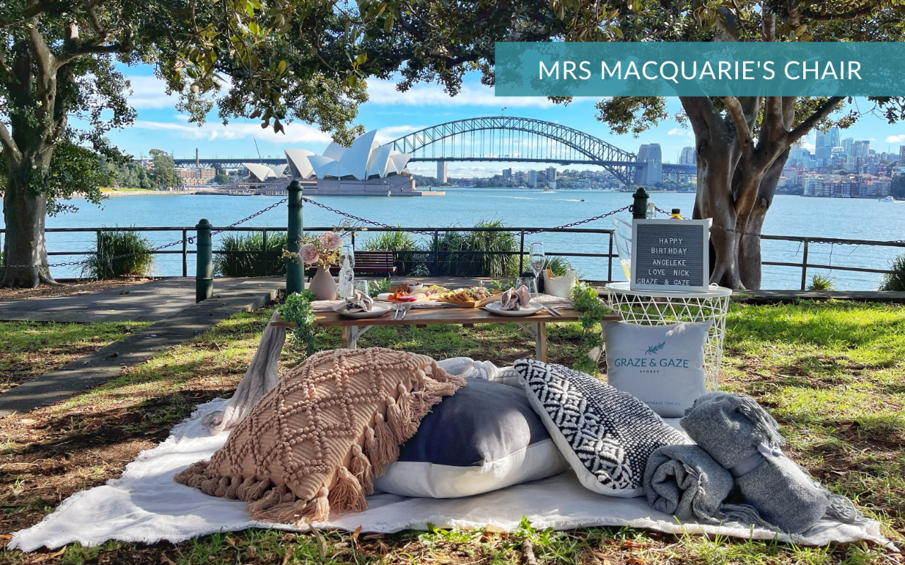 Luxury Private Picnic Experience - Mrs Macquarie's Chair - Photo 1 of 5