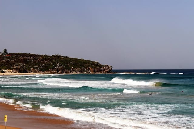 seriously good surf at Curl Curl Beach