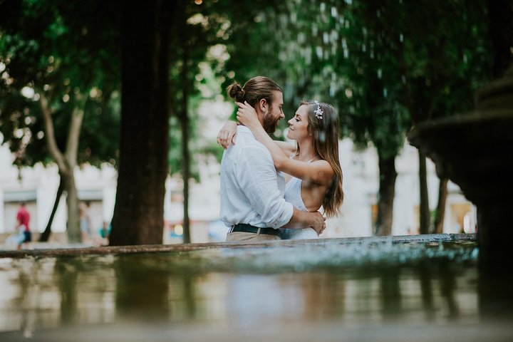 Private Photo Session with a Local Photographer in Cairns - Photo 1 of 10