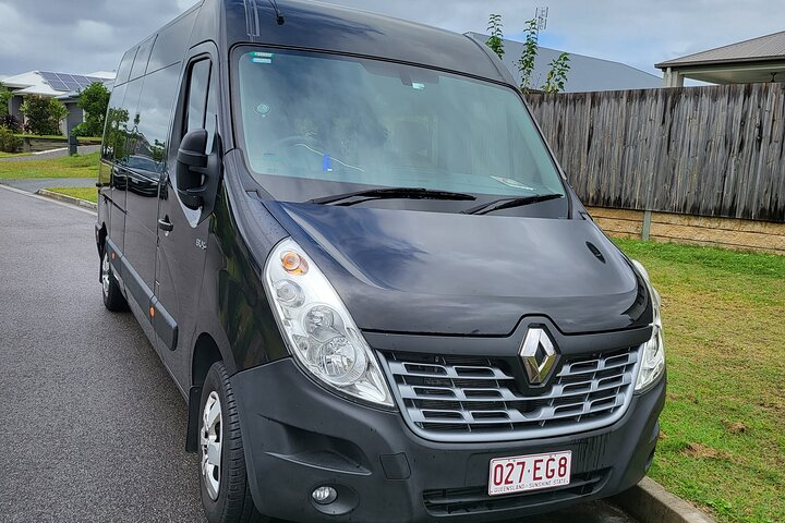 Private Transfer between Brisbane/BNE Airport -Gold Coast / OOL Airport(1-11Pax) - Photo 1 of 5