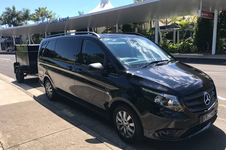 Private Transfer from Sunshine Coast Airport to Noosa 7 seater + Luggage Trailer - Photo 1 of 10