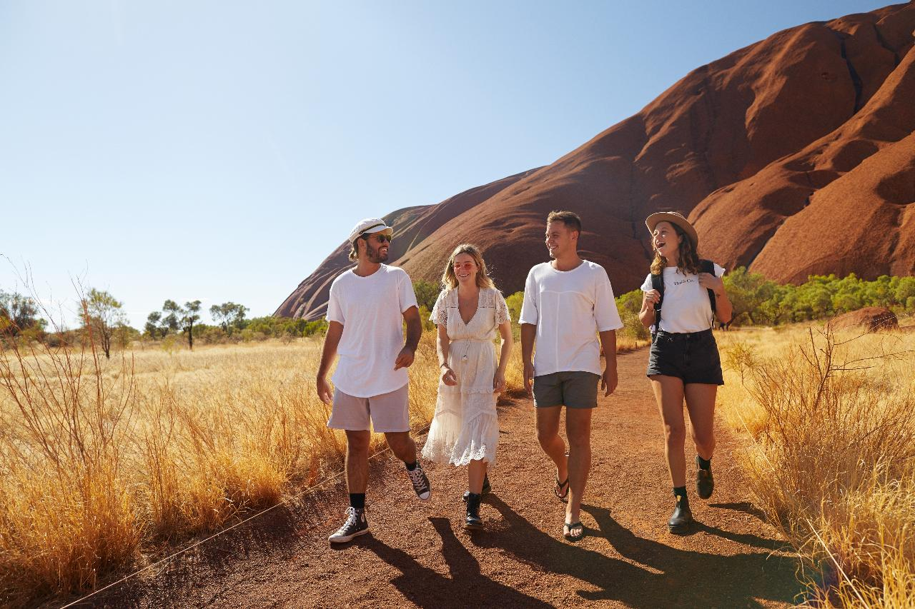 Red Centre to West MacDonnell 4 Day - Basic Swag from Alice Springs - Photo 1 of 15