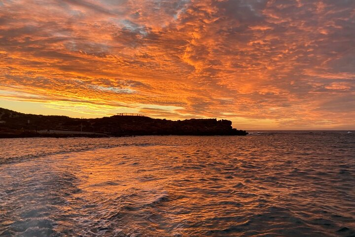 Kalbarri Wilderness Cruises - Sunset over the river mouth