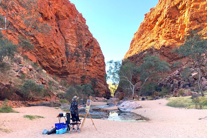 Simpsons Gap Sunset: Watercolour Painting Class - Photo 1 of 6