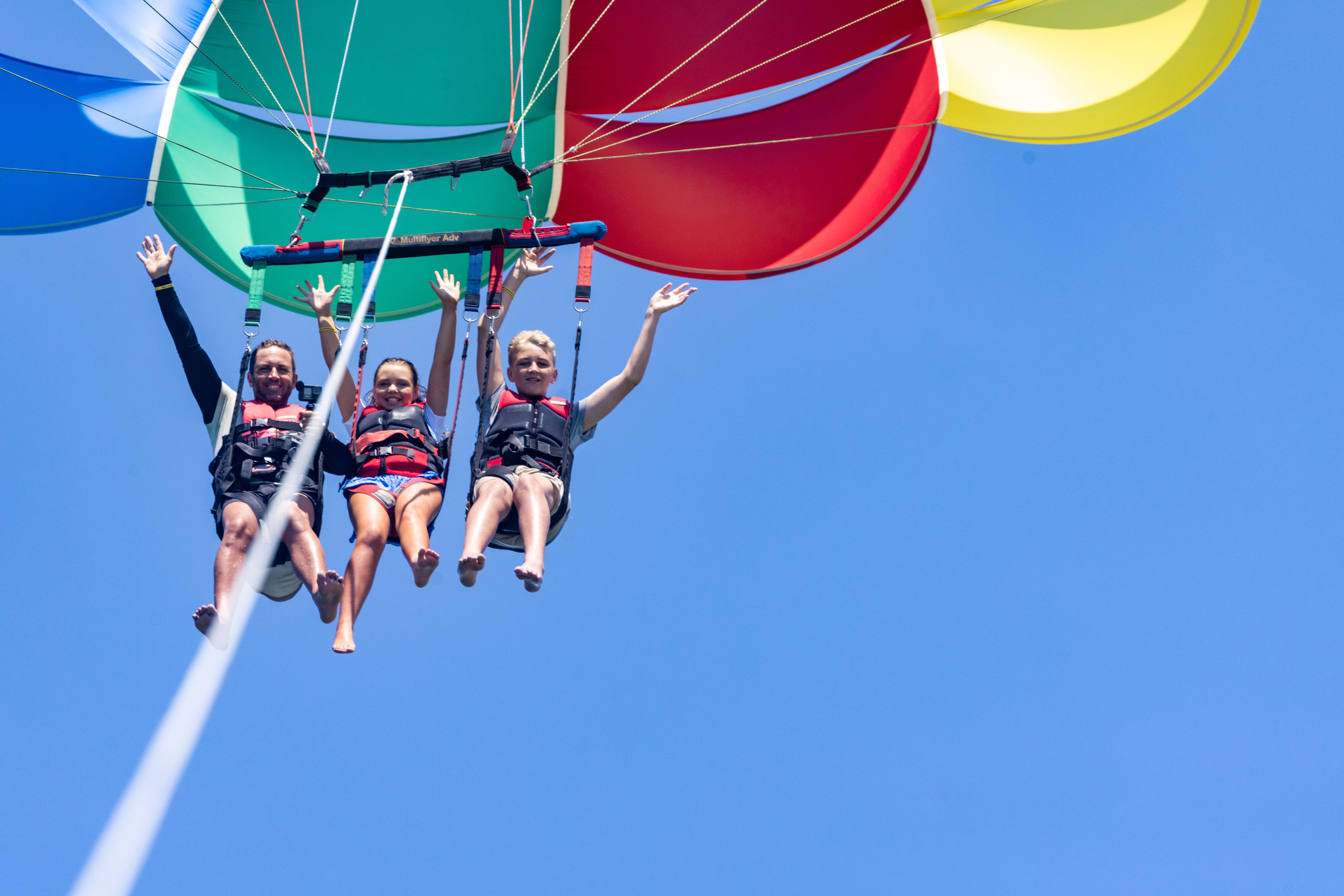 Surfers Paradise Parasailing: Fly High In The Sky - Photo 1 of 10