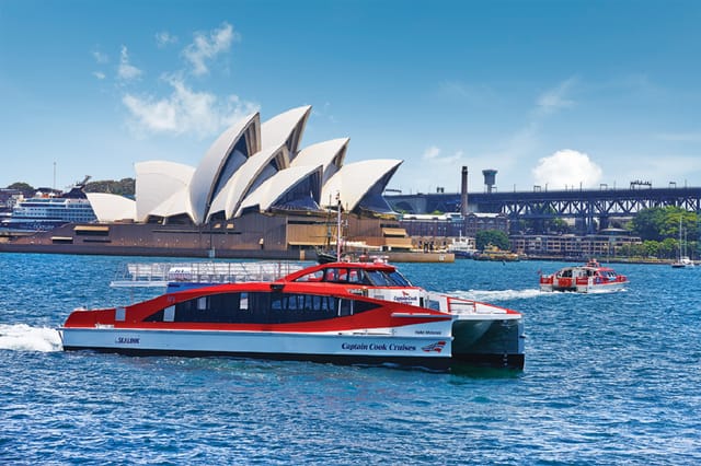 captain-cook-cruises-sydney-harbour-explorer-hop-on-hop-off-cruise_1