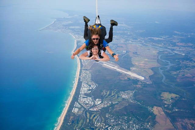 Weekday Noosa up to 15,000ft tandem skydive - Photo 1 of 3