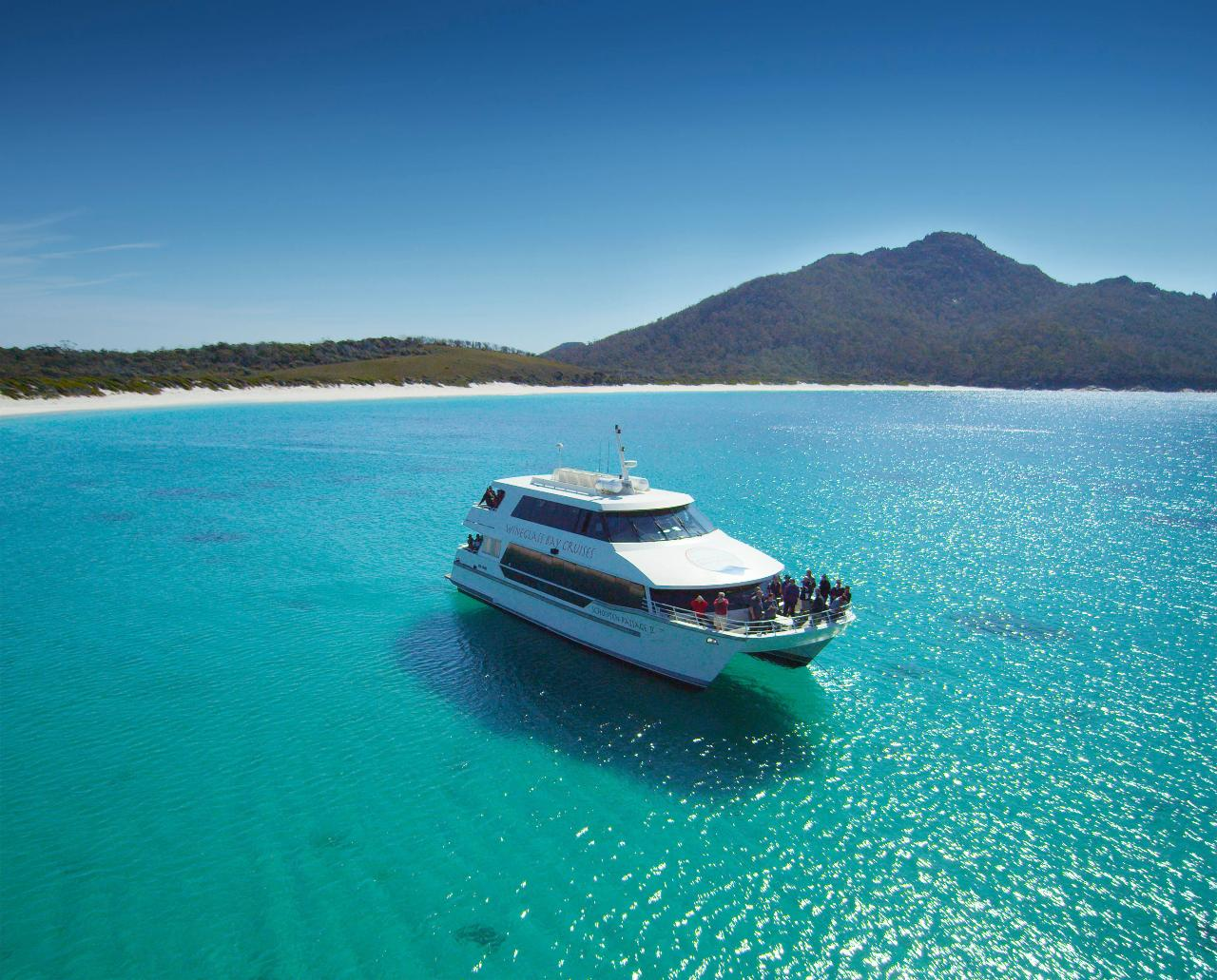 Wineglass Bay Cruises - Vista Lounge (including Ploughmans Lunch) - Photo 1 of 8