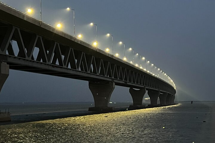 Padma Bride after sunset