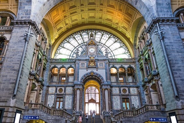 Explore Antwerp in 1 hour with a Local - Photo 1 of 6