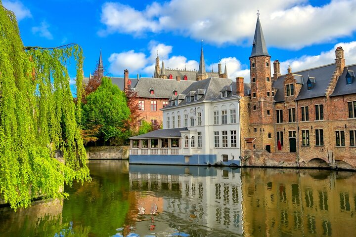 Full Day Guided Tour to Bruges by Train from Brussels - Photo 1 of 8