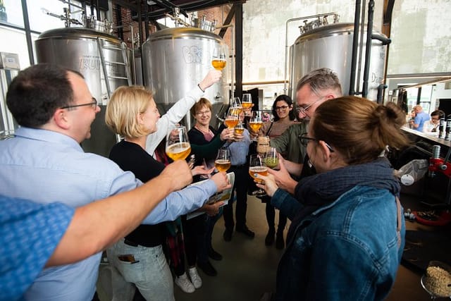 Private: Discover Brussels beer & breweries by a young local (incl. chocolate)  - Photo 1 of 15