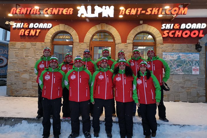 SKI INSTRUCTORS TEAM