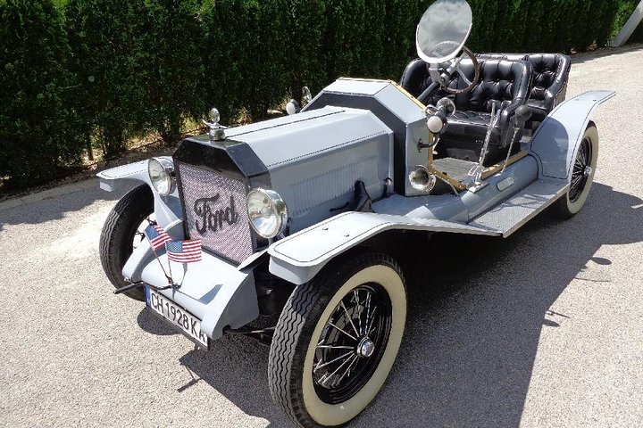 Ford T Speedster tour of Sliven 