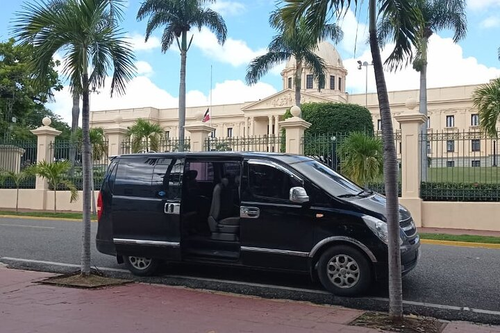 Private Transfer from Bahrain to Khalifa Bin Salman Cruise Port - Photo 1 of 11