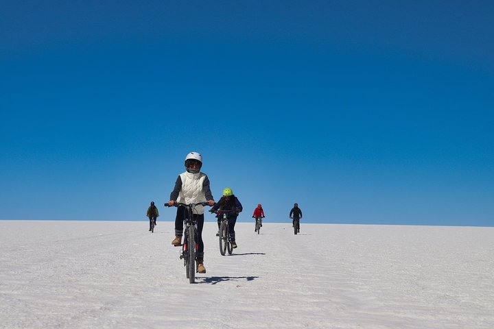 Bicycle rental in Uyuni - Photo 1 of 5