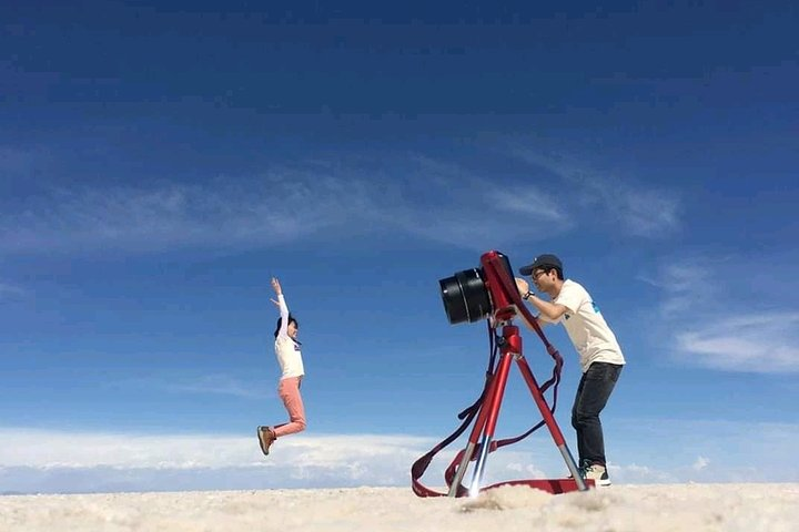 Full-Day Tour to Salar de Uyuni (Maximum 4 people) - Photo 1 of 16