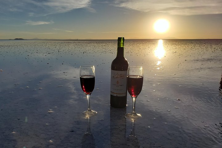 He came at sunset on the Salar de Uyuni