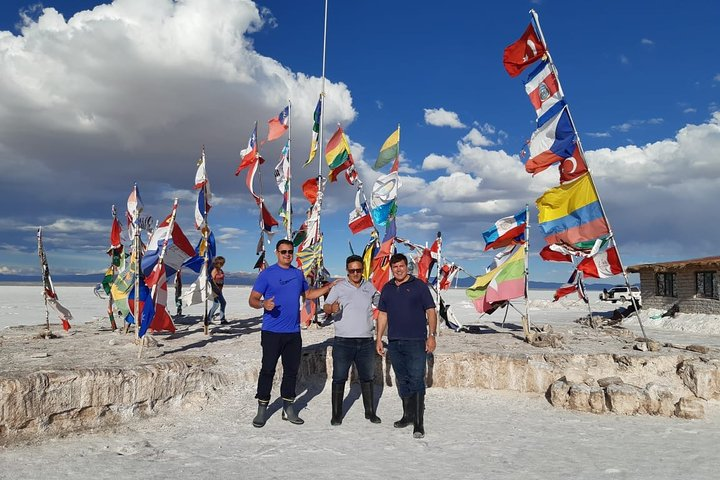 Shared Visit to Uyuni Salt Flats from Sucre by Bus - Photo 1 of 16