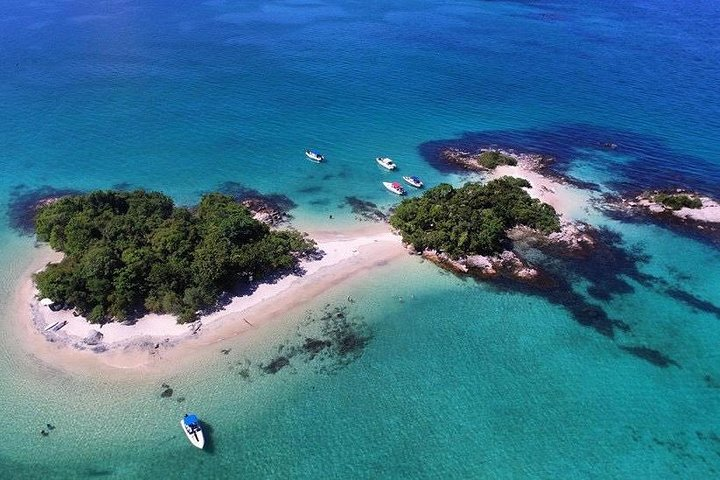 Angra dos Reis Island Hopping Speedboat Tour from Ilha Grande - Photo 1 of 18